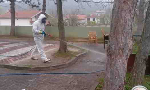 Arifiye Belediyesi Kışlaçay Mahallesinde Dezenfekte Çalışması Yaptı!