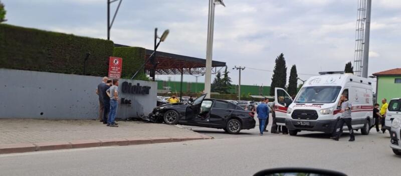 Arifiye, Otokar Fabrikası önünde kaza.