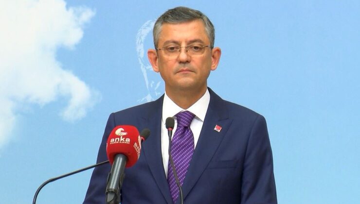 Özgür Özel, CHP Genel Başkanlığı adaylığını açıkladı.